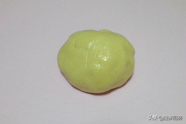 月饼怎么做不用烤箱很简单很好吃,不用转化糖浆又简单又好吃的月饼