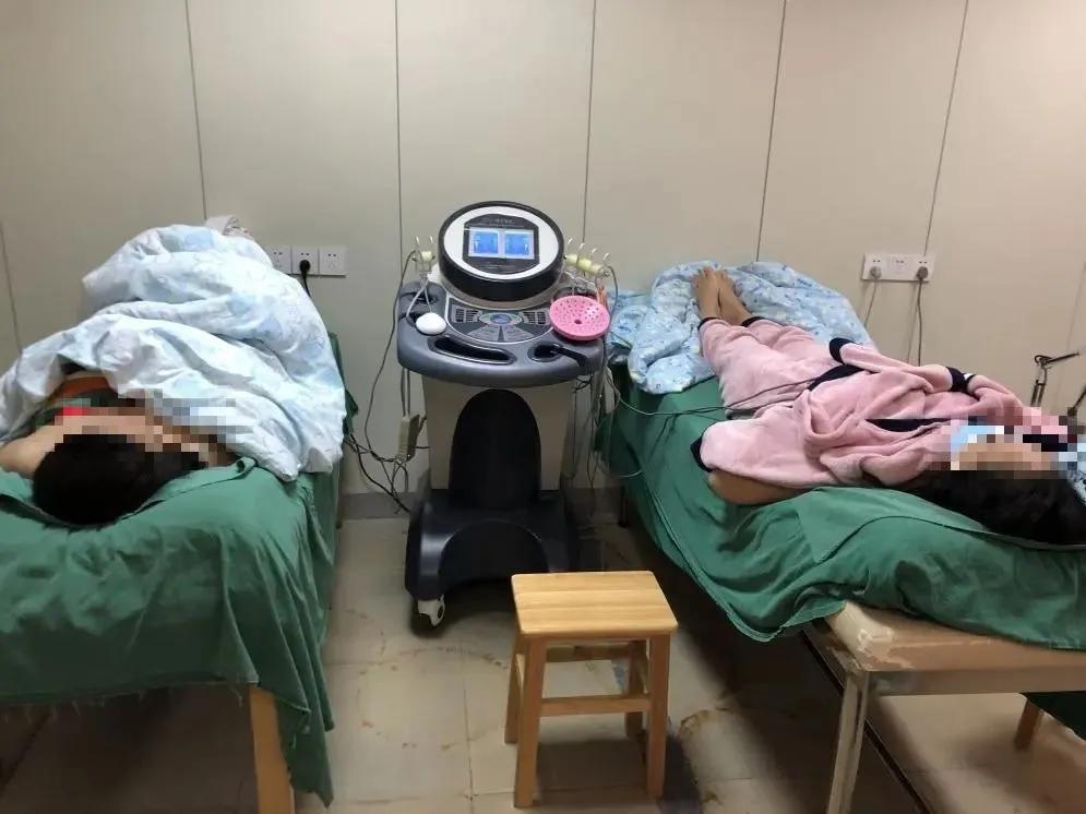 左乳比右乳大是什么原因,左乳比右乳大怎么回事