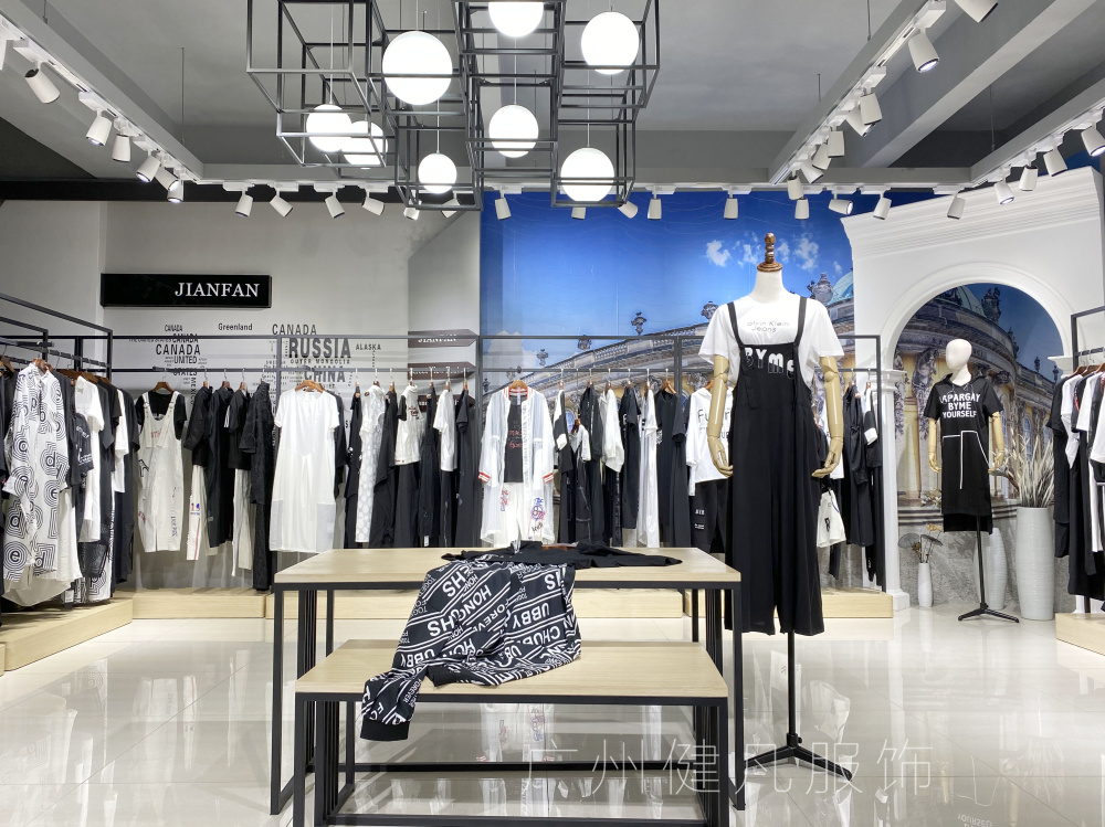 潮牌时尚休闲宽松中长款女装,潮流女装休闲宽松爆款