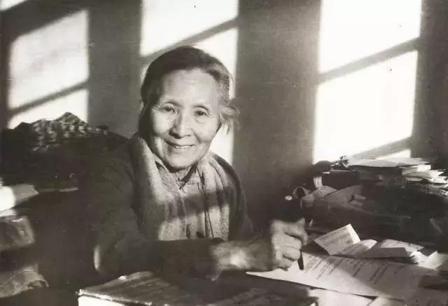 特朗普三个女儿合影照片,特朗普女儿100张罕见照片曝光