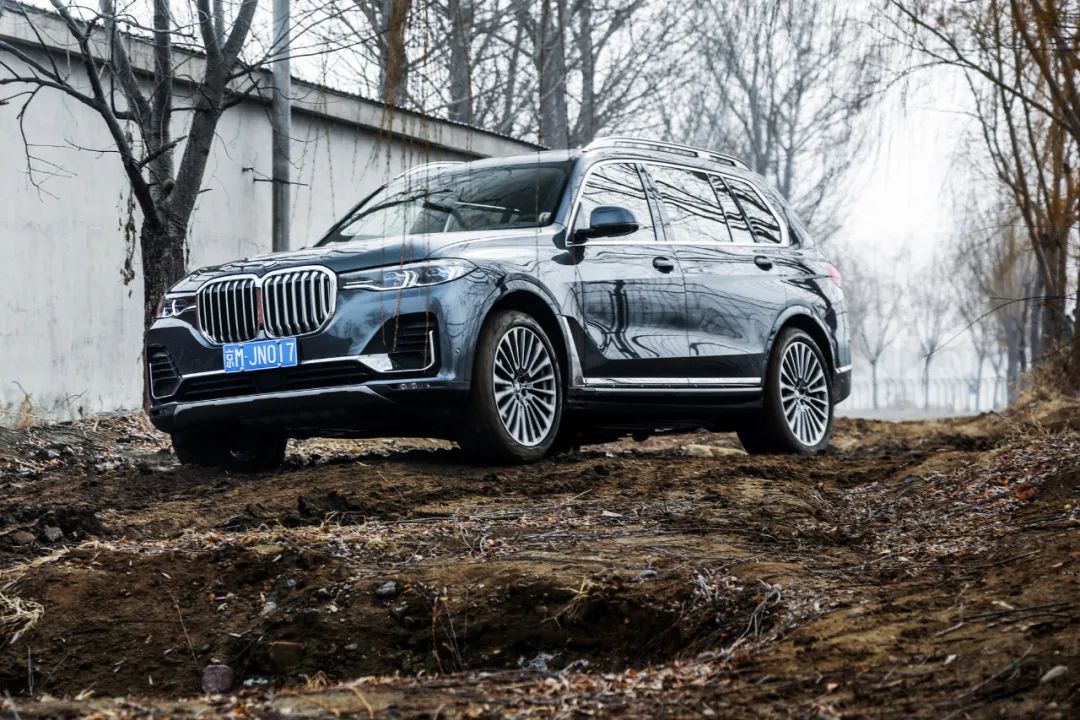 迈向奢华新高度全方位体验宝马X7