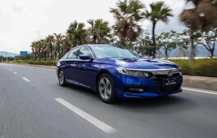 方向盘上的resl是什么功能,方向盘上的cnl是什么意思