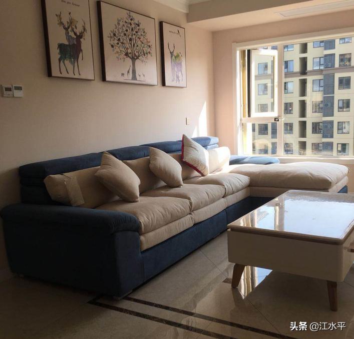 客厅没有阳台只有窗户怎么设计,客厅无阳台只有半截窗户怎么装修