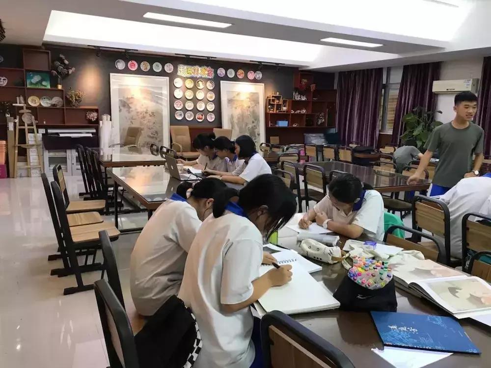 中国最厉害的学校黄埔军校,全国排名第一的国防学校