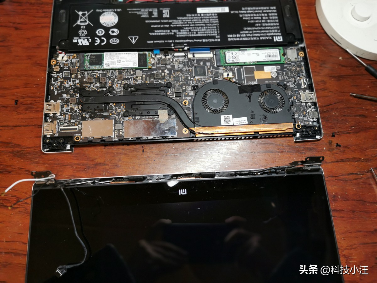 小米笔记本黑屏一秒恢复解决方法,用了几年的小米手机不经意间黑屏