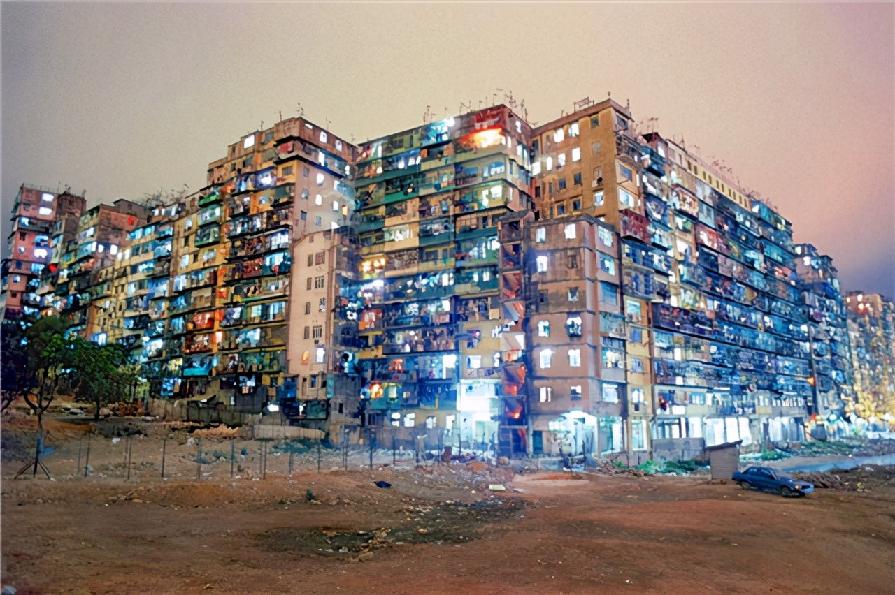 香港国际金融中心是哪一年盖的,香港金融中心形成历史