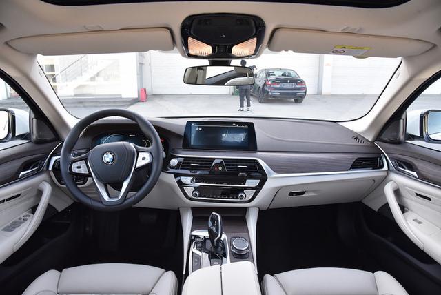 宝马530系2020款先锋里程升级版,530le先锋里程升级版