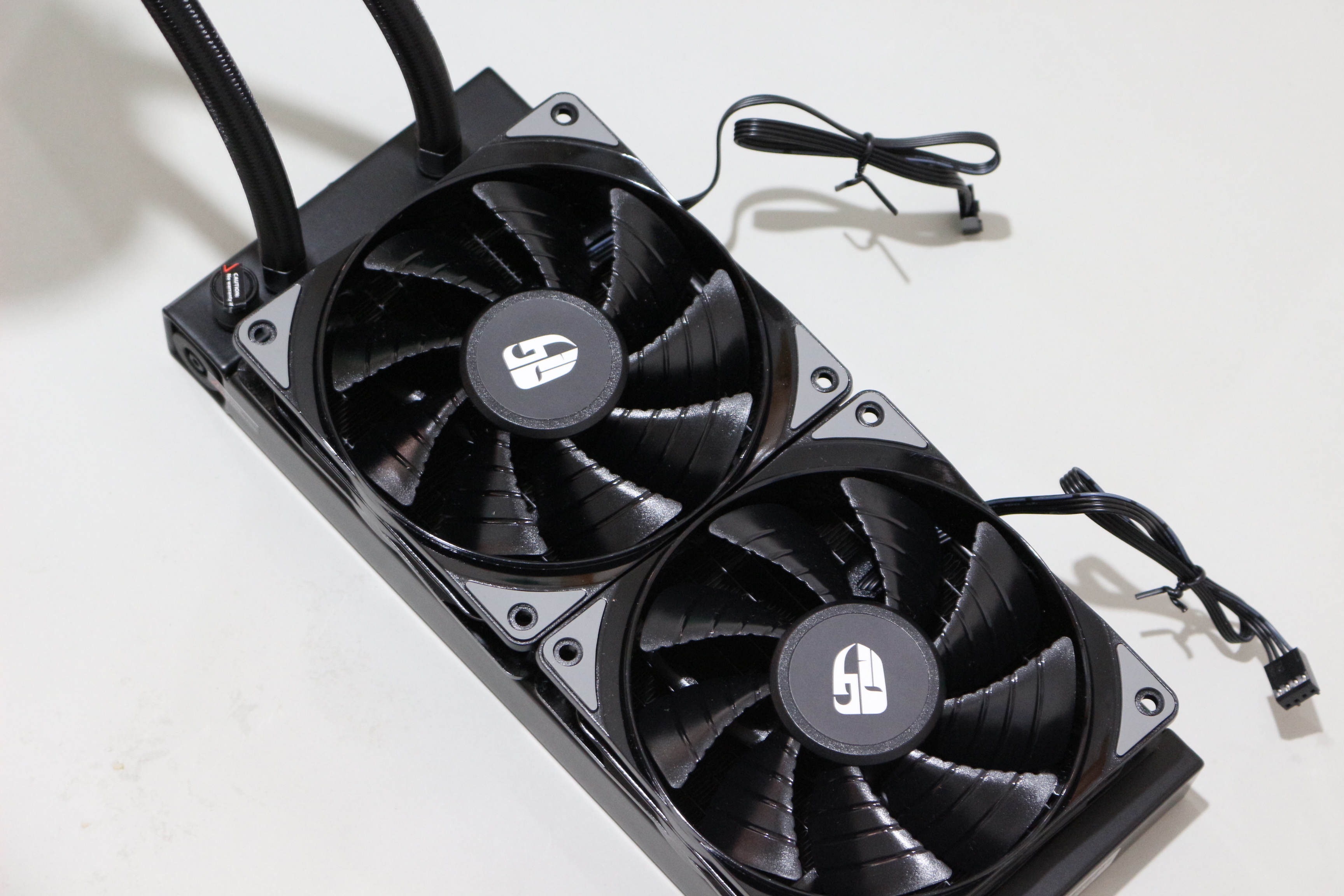 CPU温度居高不下CPU散热你真的选对了吗？教你三步选对散热