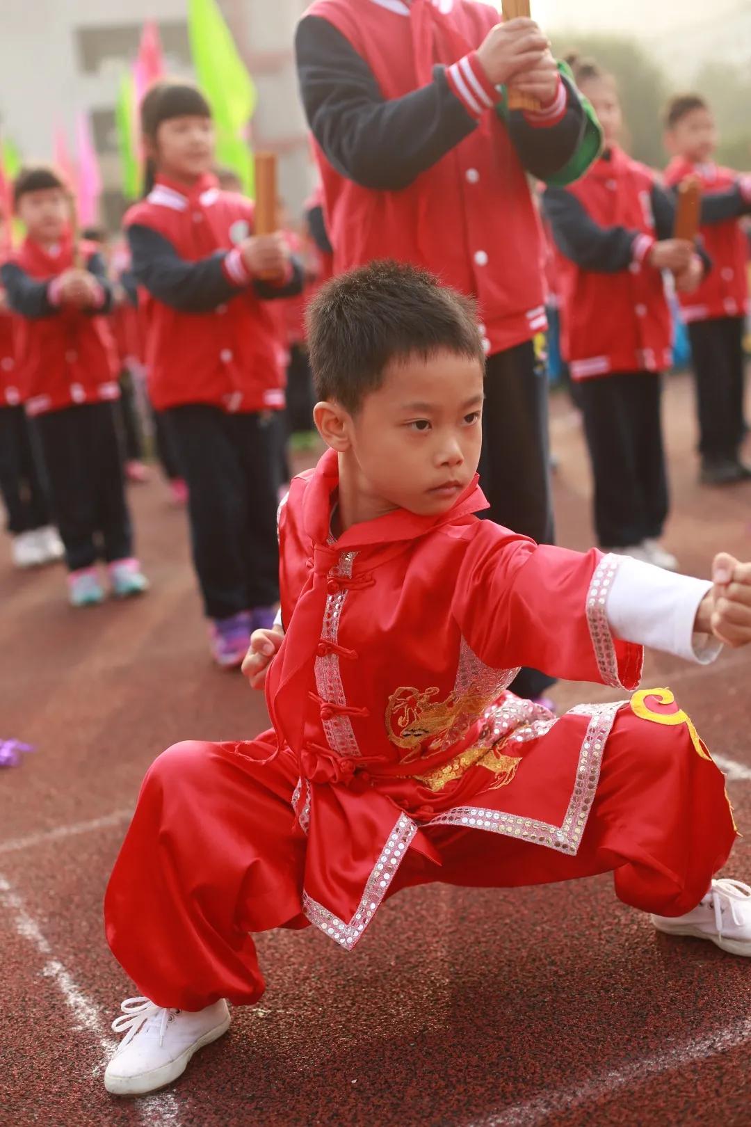 南湖小学武术操,成都市新华路小学武术比赛