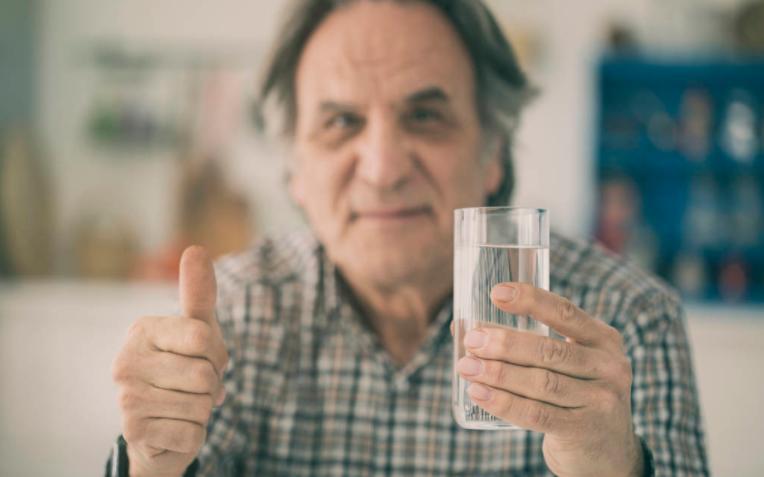 尿酸高怎么才能进一步确认是痛风,尿酸高痛风怎么办医生告诉你方法