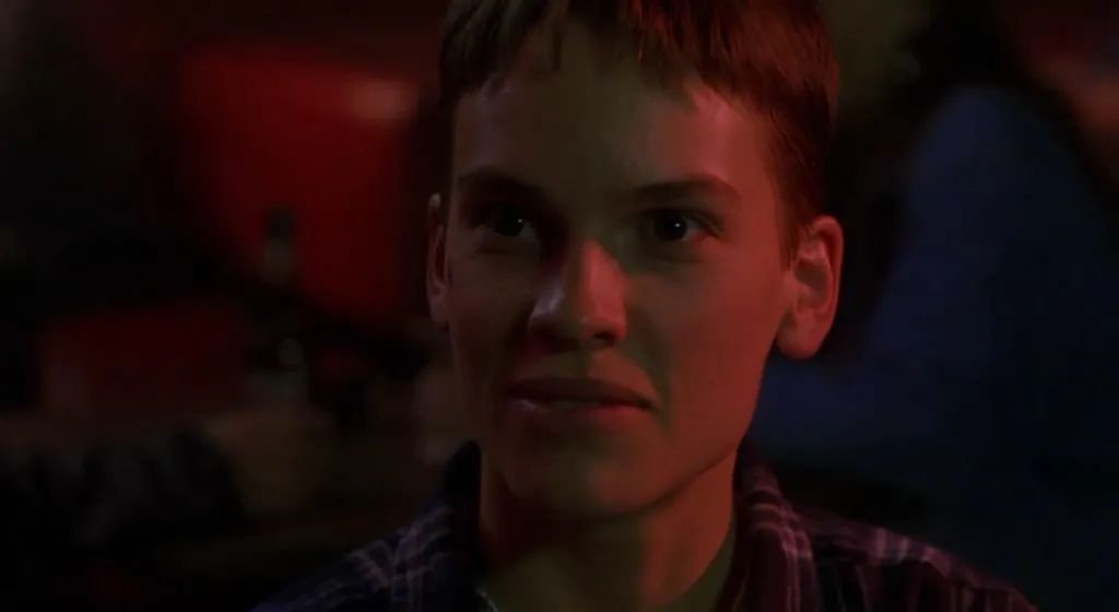 男孩别哭电影真实事件,男孩别哭电影全集