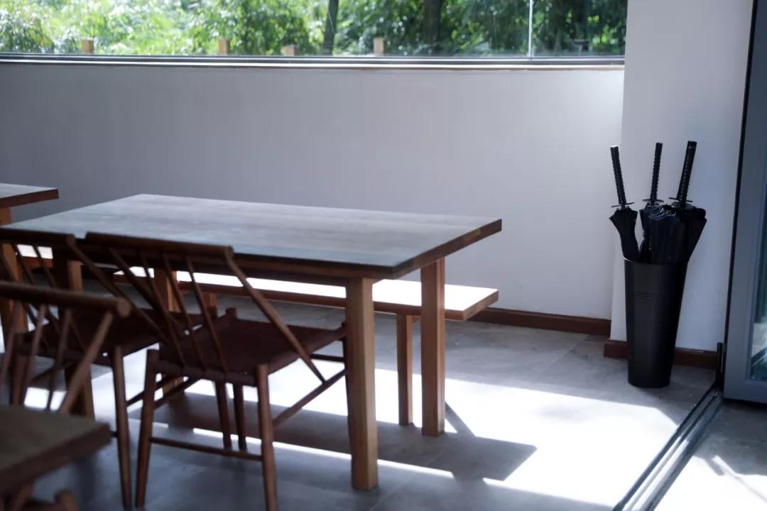 青城山别有洞天山居民宿,青城山肆禧山外民宿海拔