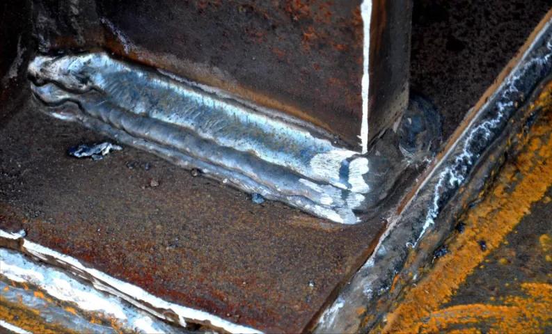 焊工苦焊工累挣钱不容易啊,焊工苦