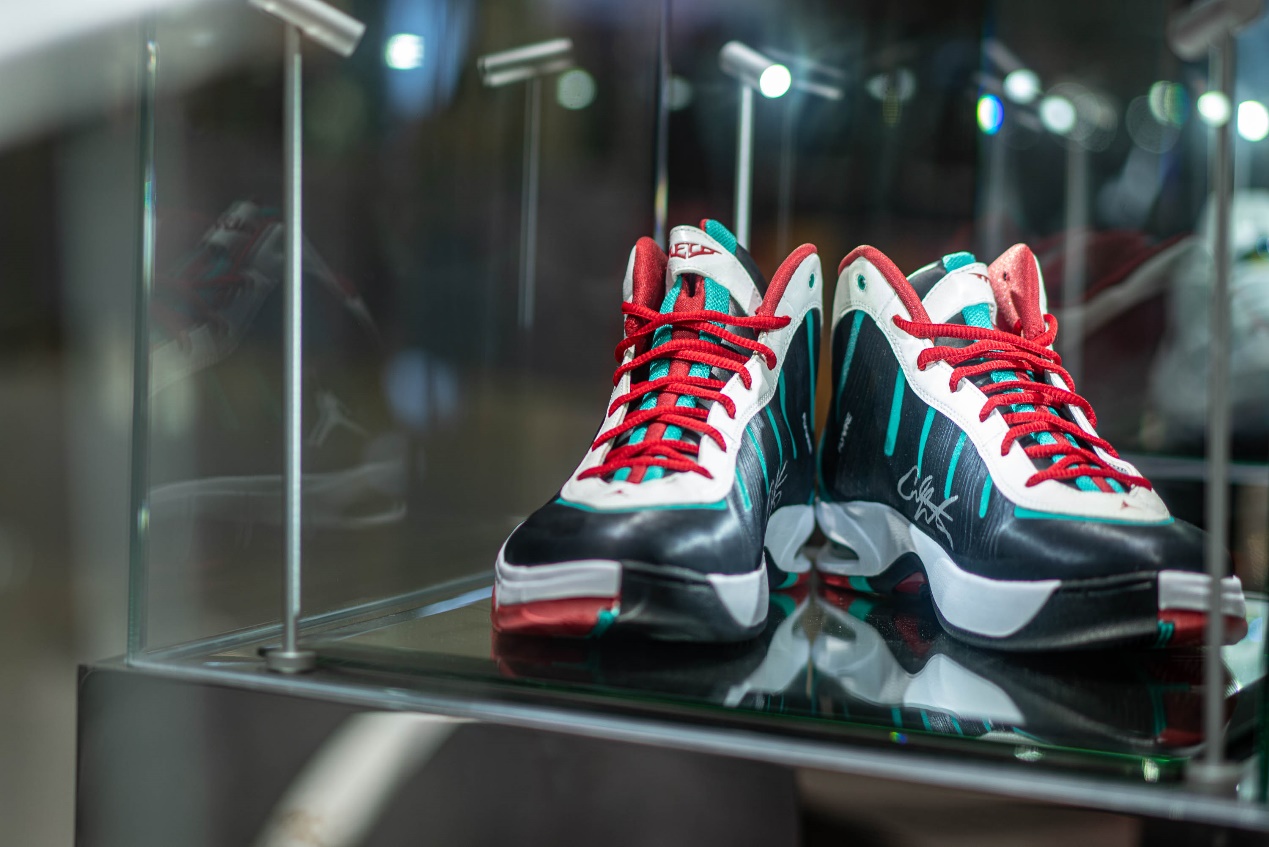 ifs长沙街唱高燃片段,ifs街头演出