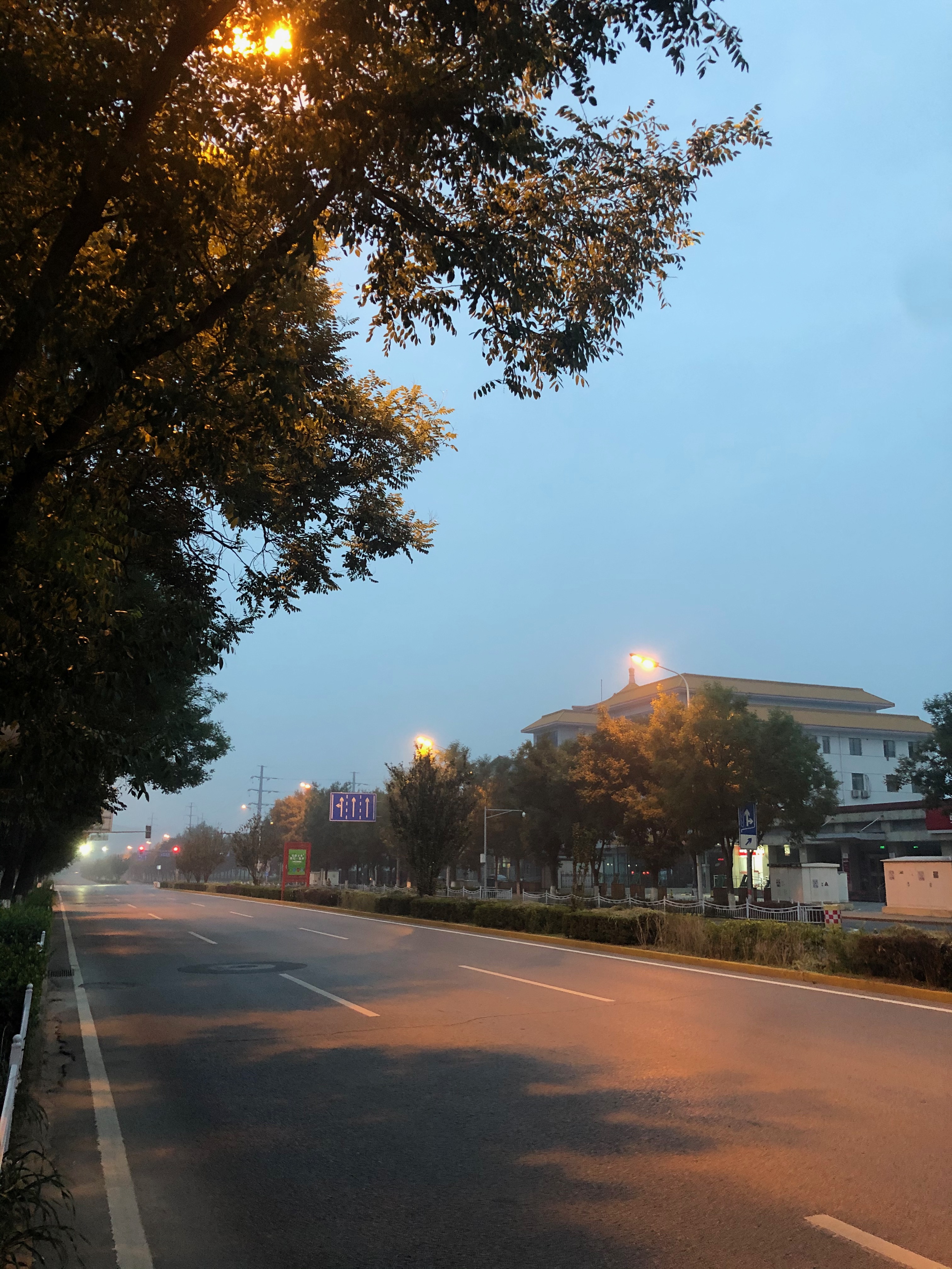 两家“宜必思.尚品”各有千秋，你的styles是什么？