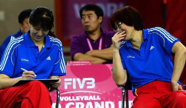 谁会替代郎平成为中国女排主教练,两大女排功勋老将回归助力郎平