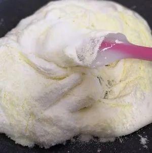 好看又好吃的冻干草莓雪花酥,草莓冻干雪花酥推荐