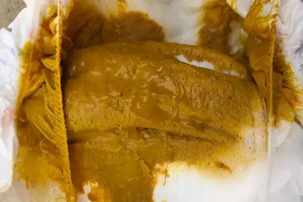 新手爸妈稳住！手把手教你看懂千姿百态大便便（超全观察指南）