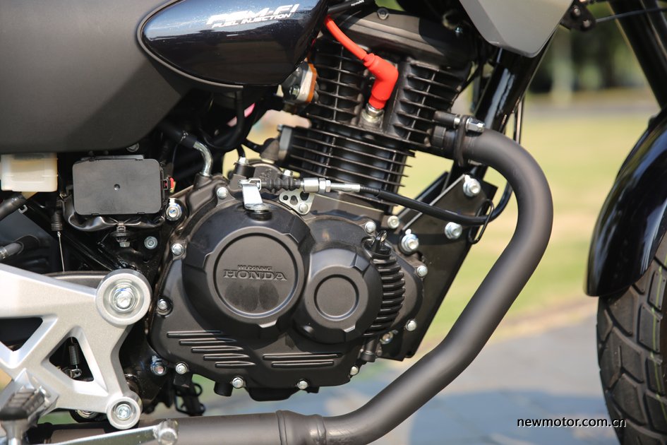 鸷道190ss发动机是进口原装的吗,五羊本田鸷道190ss落地价多少钱