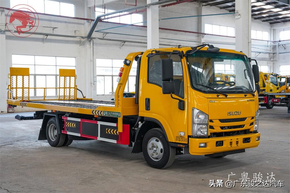 蓝牌平板清障车价钱,选购指南一拖二平板清障车费用