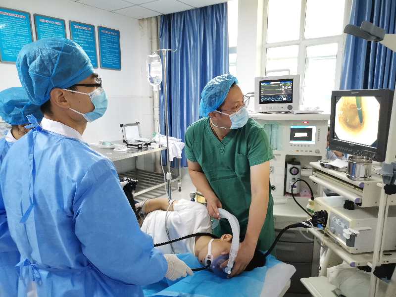 胃镜检查告别痛苦，阿克陶县首次采用瑞芬太尼复合丙泊酚技术开展无痛胃镜检查