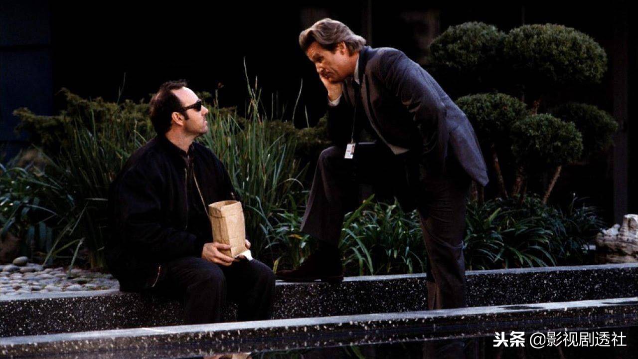 推荐经典的精神分裂电影,十大难懂精神分裂电影