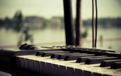 每天练琴什么时间不扰民,小提琴在家练琴如何不扰民