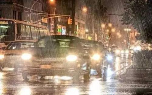 车地毯进水维修多少钱,车辆地毯进水了怎么办