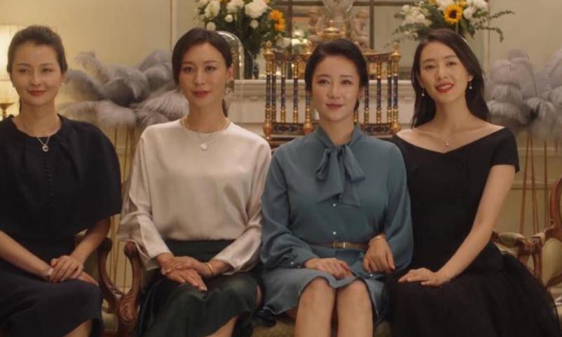 鞠婧祎7300元毛衣是假货？与杨幂撞衫超尴尬！造型师发文道歉