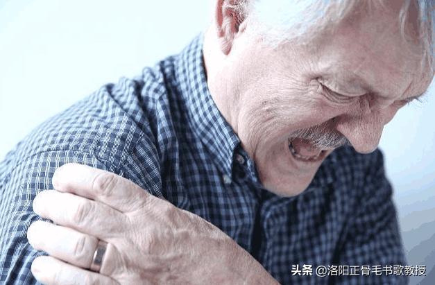 肩周炎不能梳头发怎么办,肩周炎梳头发困难怎么锻炼视频
