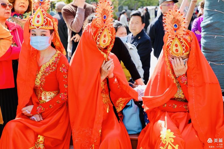 洛阳牡丹广场新疆舞视频,洛阳牡丹广场爵士舞