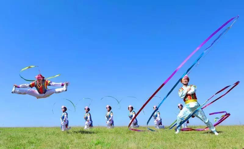 8月末，来龙井一起载歌载舞庆“丰收”！