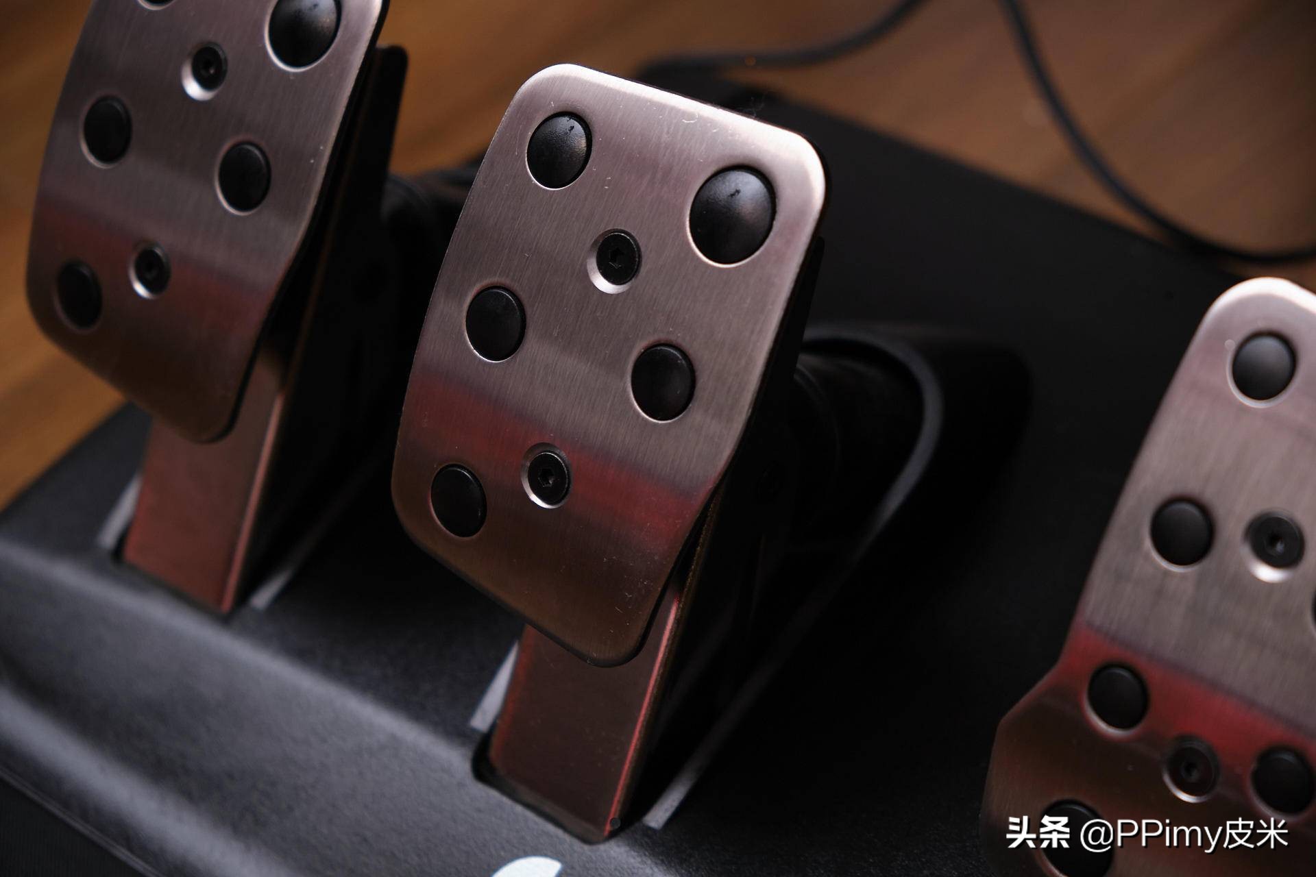 罗技全新方向盘g923开箱,罗技g923配啥座椅