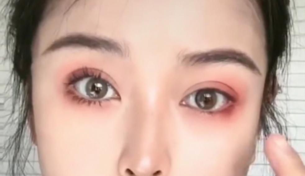 薇娅睫毛膏防水纤长卷翘加密加长,薇娅2019业绩