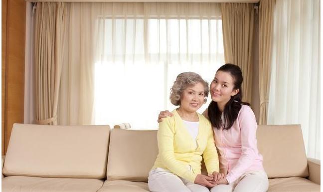 小姑子借嫂子十万买车,嫂子借车给朋友一年不还