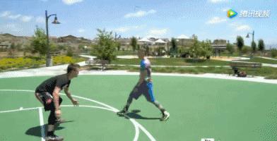 教你一招虚晃过人,球场上超帅的过人技巧教学