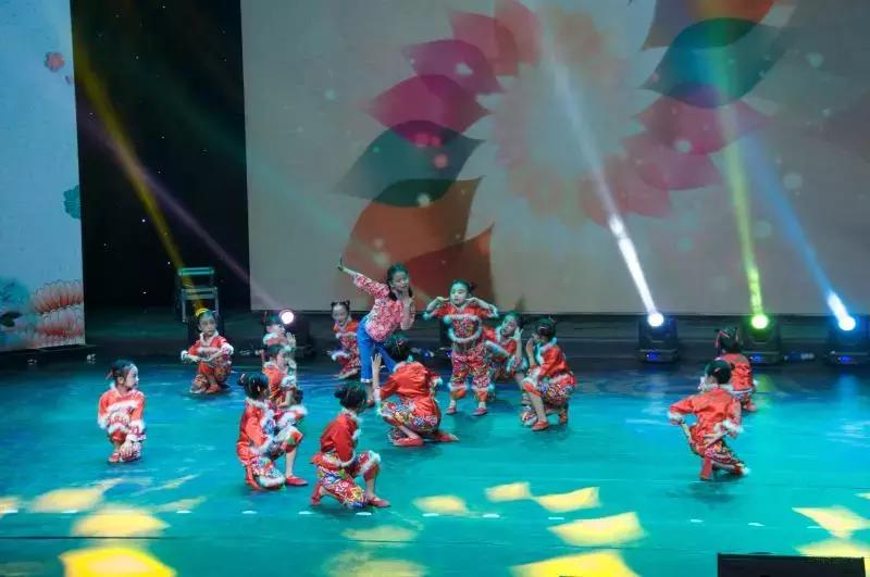 云南金孔雀杯少儿舞蹈大赛的性质,第五届金孔雀杯云南少儿舞蹈时间