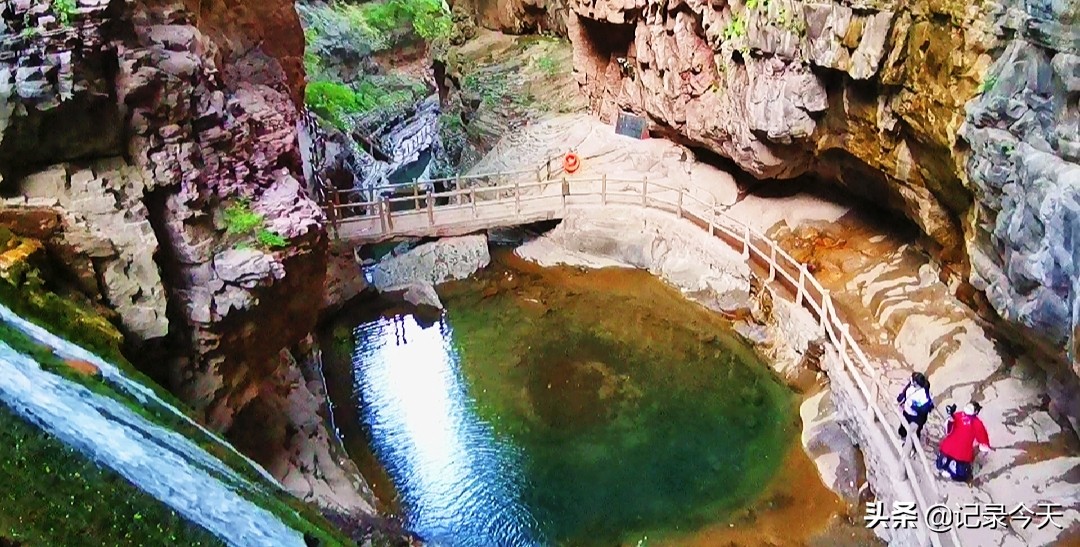 河南关山风景区视频,河南关山好玩吗