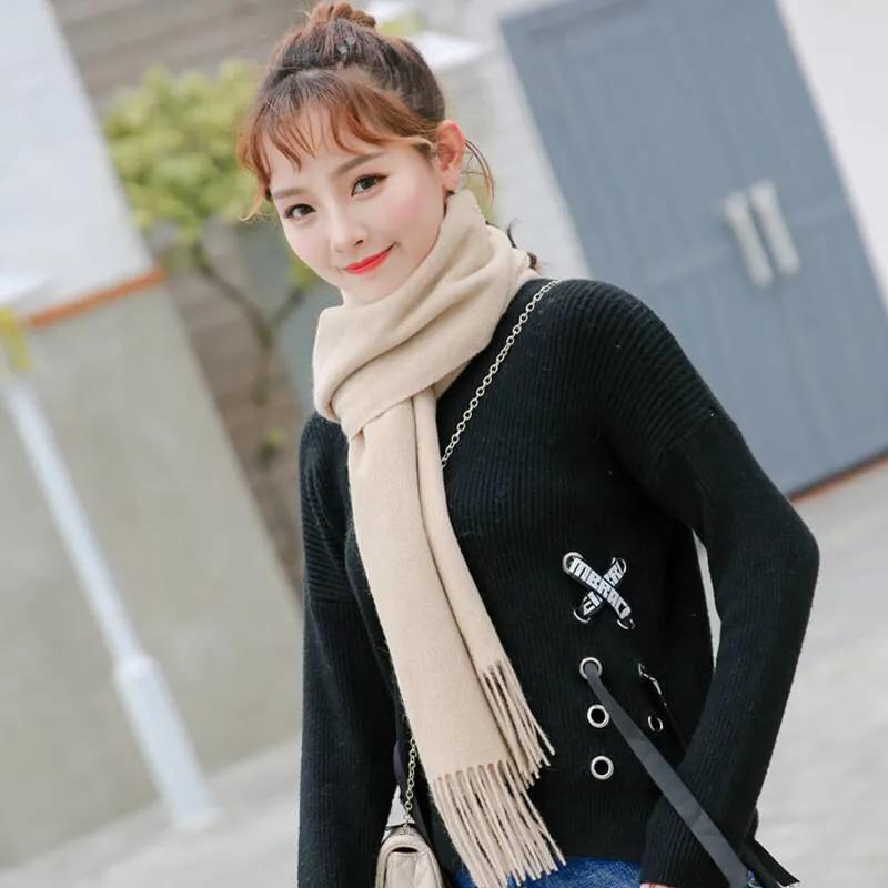 冬季围巾系法这样围好看又暖和,围巾系成披肩的方法