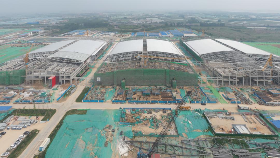 绿地国博城会展中心“耀舞齐鲁立标世界”/VP设计