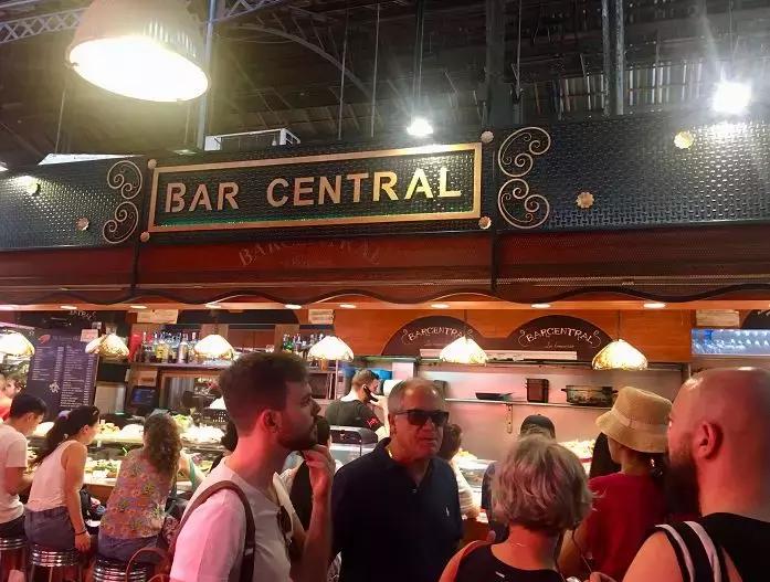 维吾尔女留学生,留学生眼中的西班牙现状