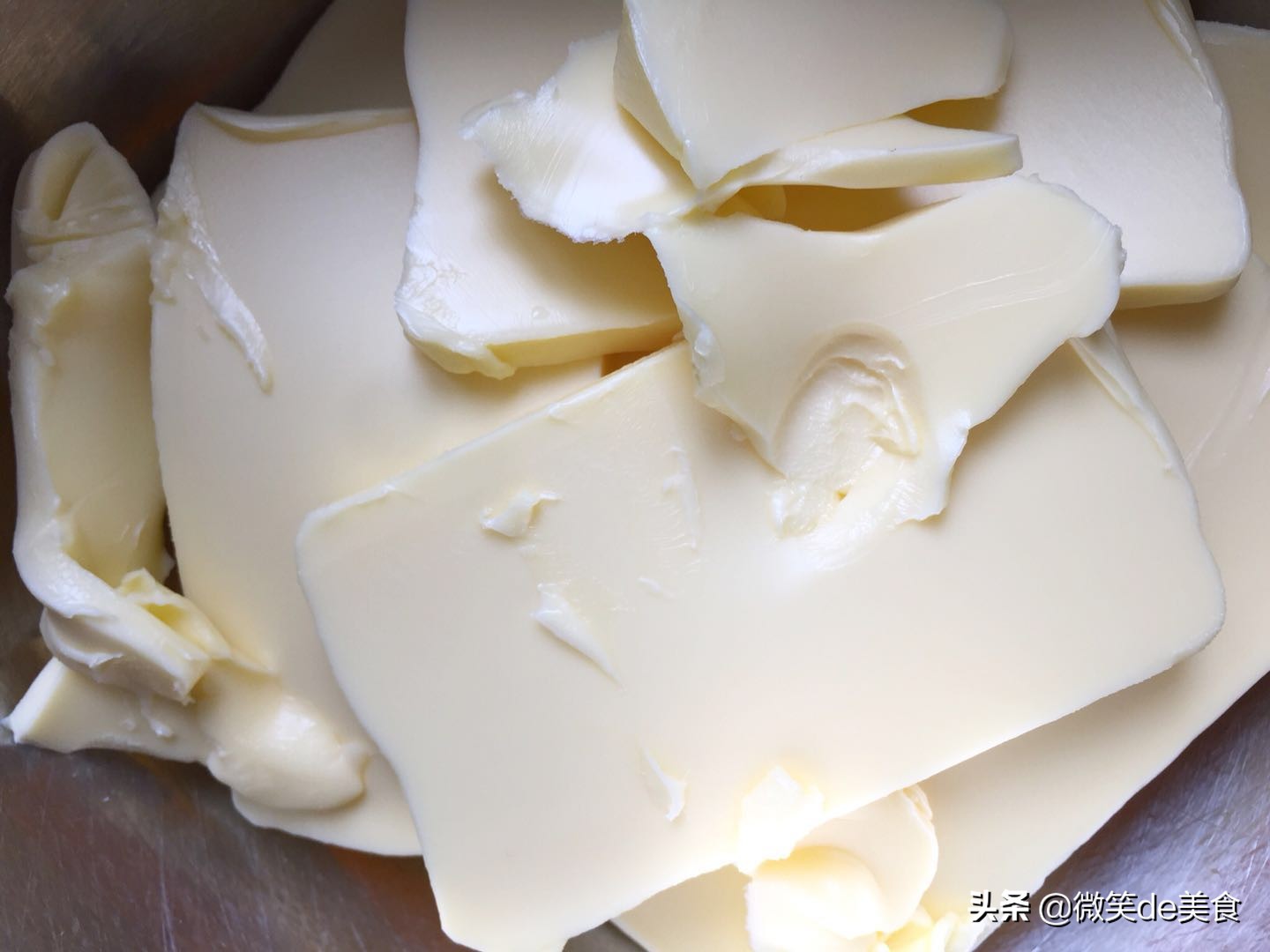 普通面粉做蛋卷的方法,不用面粉只用鸡蛋做的蛋卷