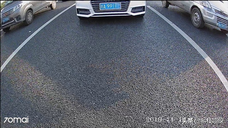 xt5流媒体后视镜怎么看行车记录仪,什么是流媒体后视镜行车记录仪