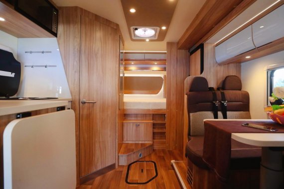 隆翠一号旗舰双拓展房车,隆翠房车3号前门版