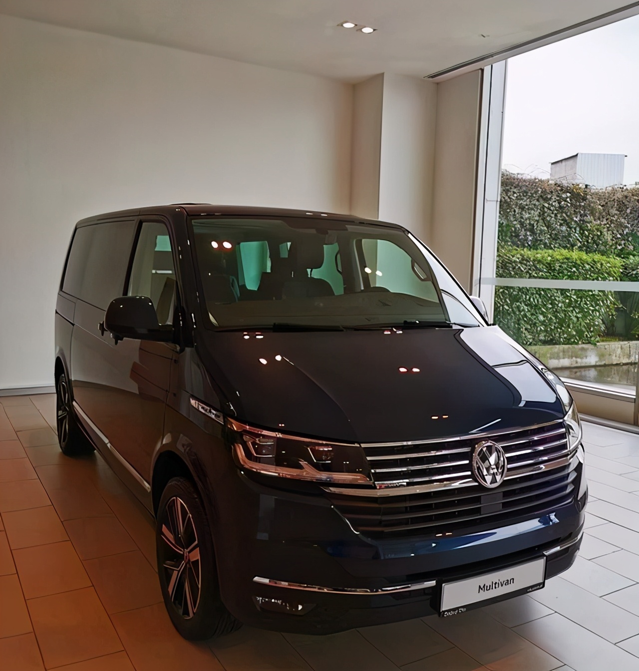 平行进口迈特威平行进口得利卡,三菱得利卡对比迈特威