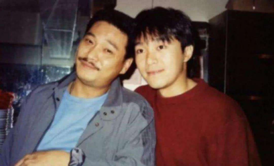 周星驰被柴静采访完整版视频,周星驰为什么对柴静说两遍谢谢你