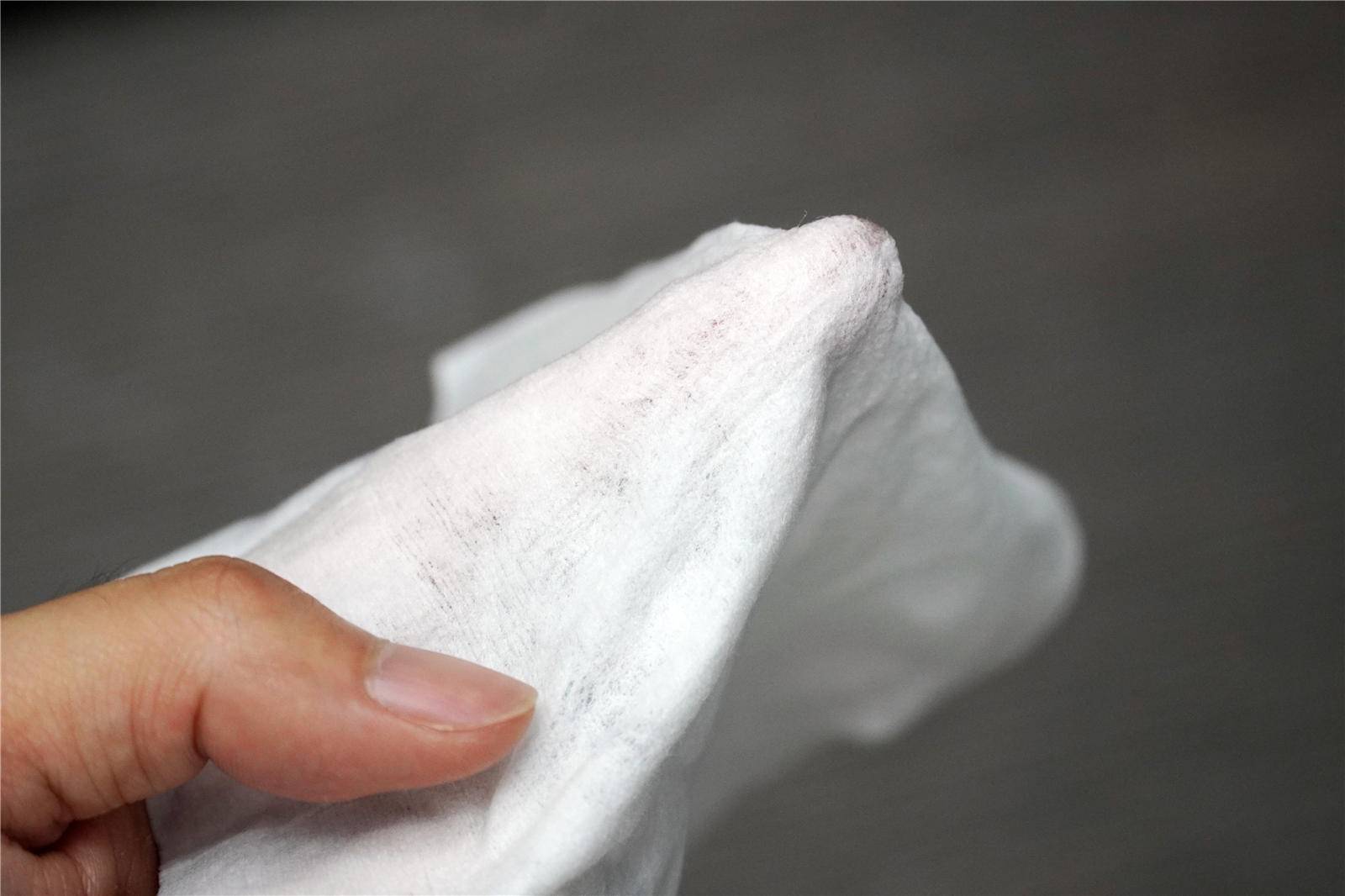 同事得了痔疮坐立难安，竟被一包湿纸巾化解？