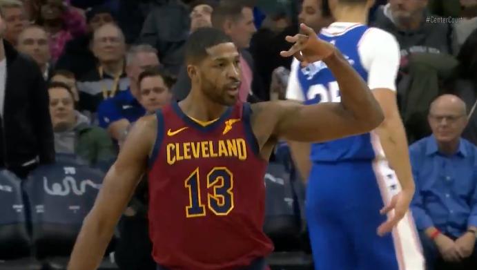 tt晃倒西蒙斯,运球猛如虎