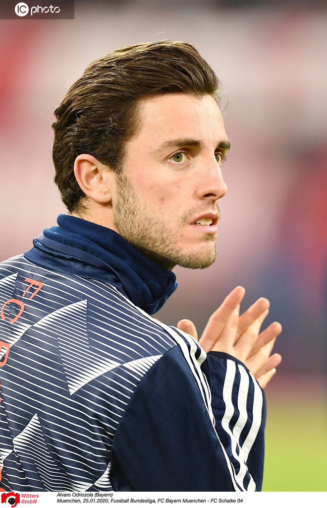 「深度评论」冬歇之后硬仗之前聊聊最近半个月拜仁的攻与防