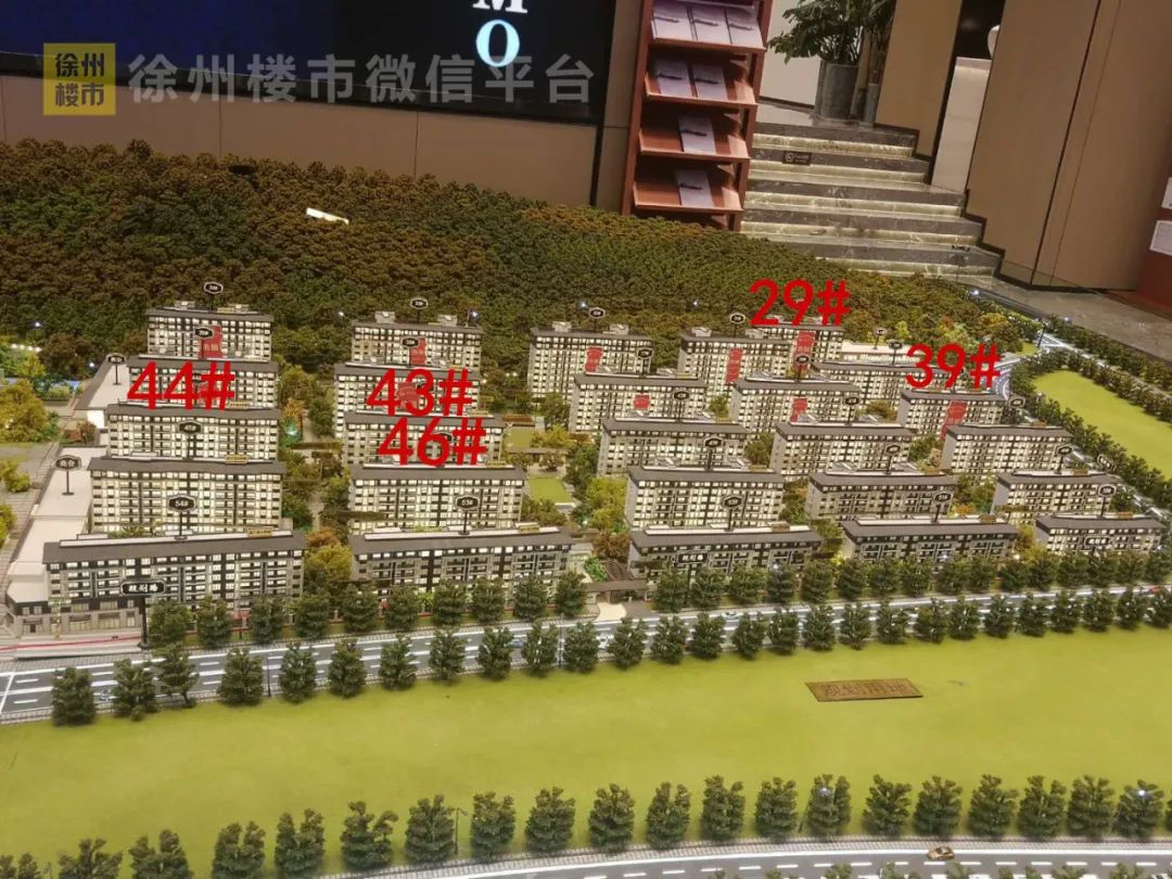 徐州一批新房卖不动，二手房成交惨淡，不管是东区还是湖景房。